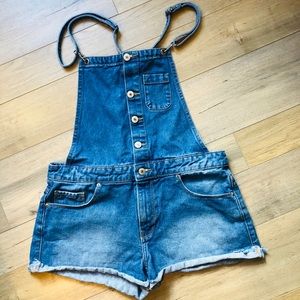 Jeans romper forever 21